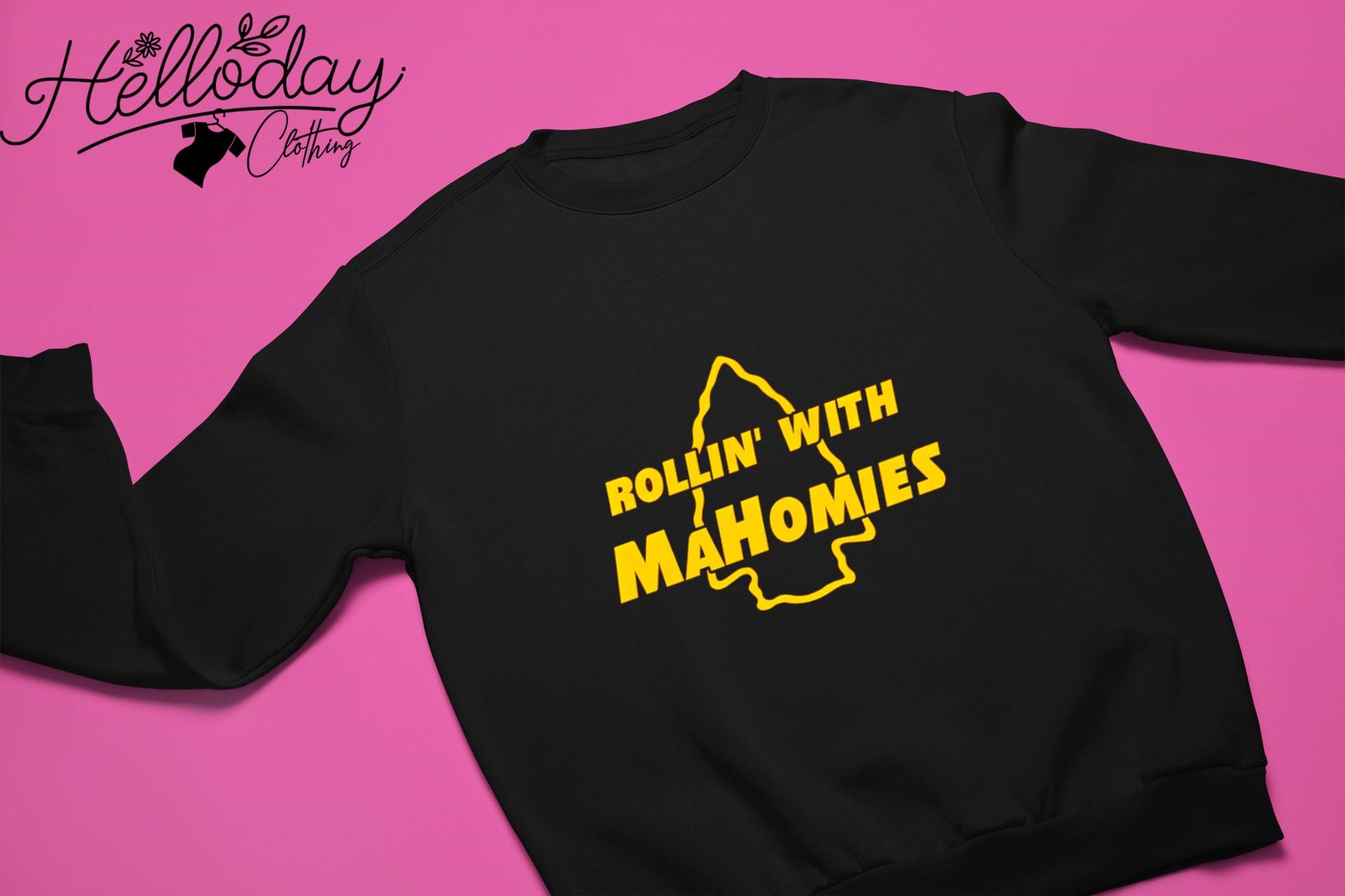 Chiefs Kingdom Cave Rollin With Mahomies Funny T Shirt-Colonhue